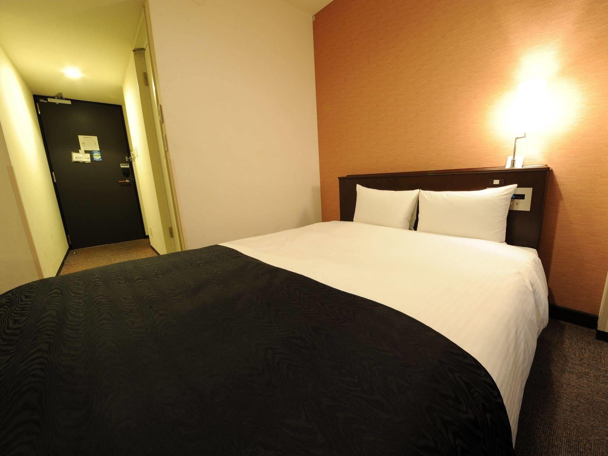 Apa Hotel Keikyu Kamata Ekimae Nishi Tokyo Exterior photo